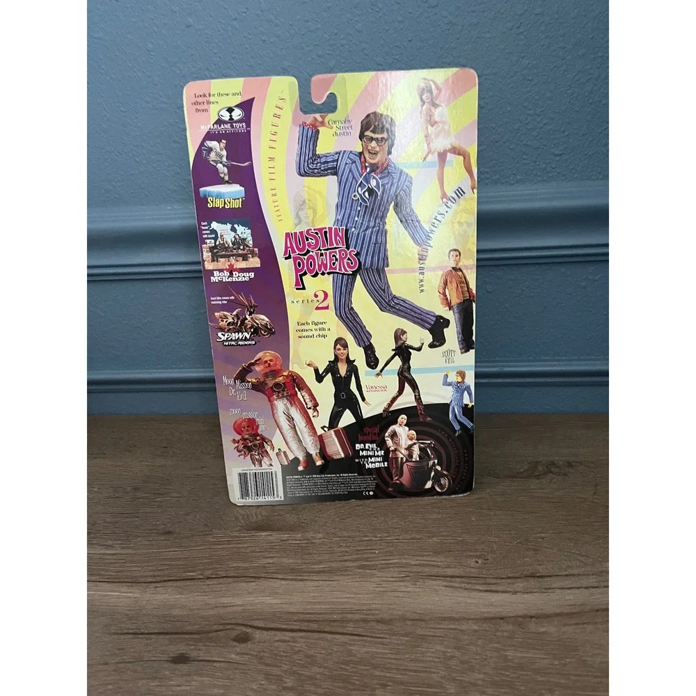 Austin Powers Vanessa Kensington Action Figure‎ McFarlane Toys with Voice Chip